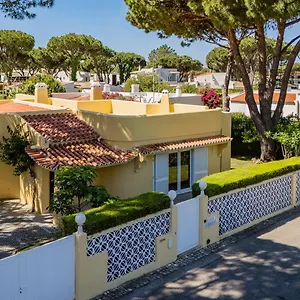 Girassol Villa